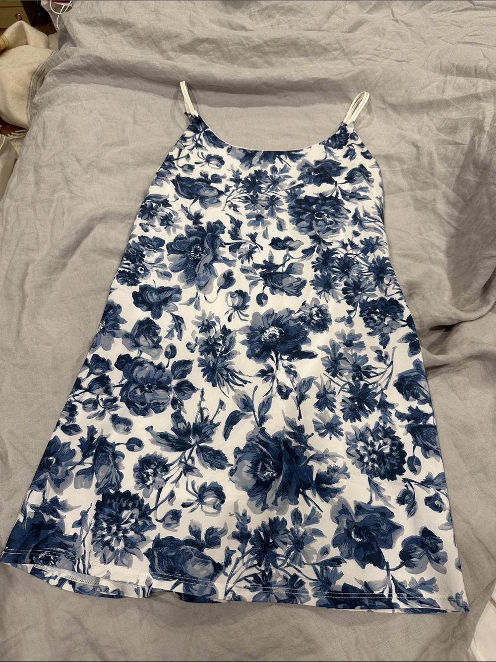 Abercrombie and fitch floral active dress